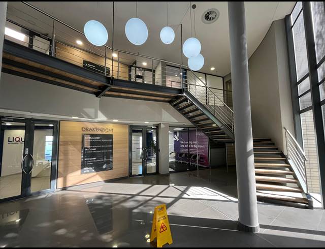 914M² OFFICE TO LET IN BELVEDERE TYGERBERG